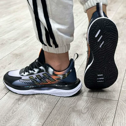 کتانی اسپرت مردانه مدل ADIDAS آدیداس رنگ نارنجی مشکی