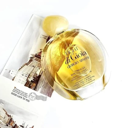 عطر جورجیو آرمانی لایت دی جیوا Giorgio Armani Light di Gioia