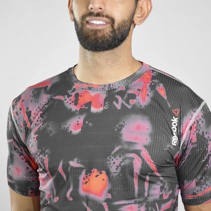 تیشرت ورزشی مردانه ریباک مدل GMS-3G1317 قرمز