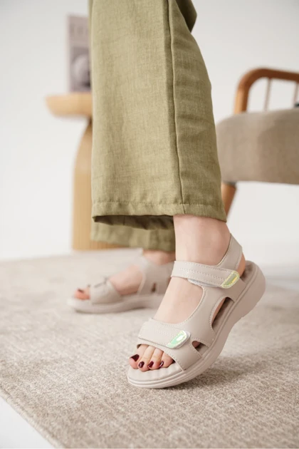 صندل زنانه داکستورز daxtors