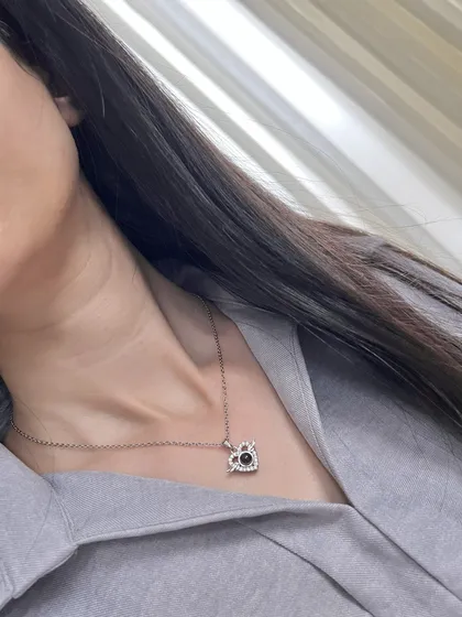 گردنبند دوستت دارم به صد زبان