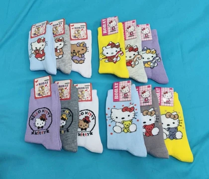 جوراب بچه گانه ساق‌دار کیتی