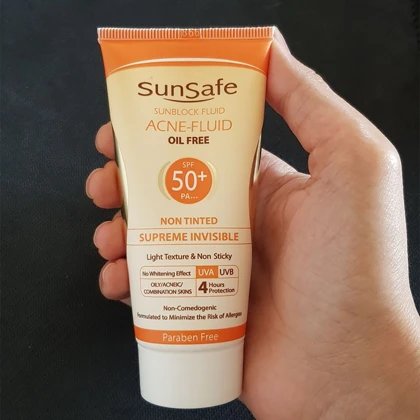 فلوئید ضد آفتاب فاقد چربی سان سیف SPF50 حجم 50 میلی‌لیتر