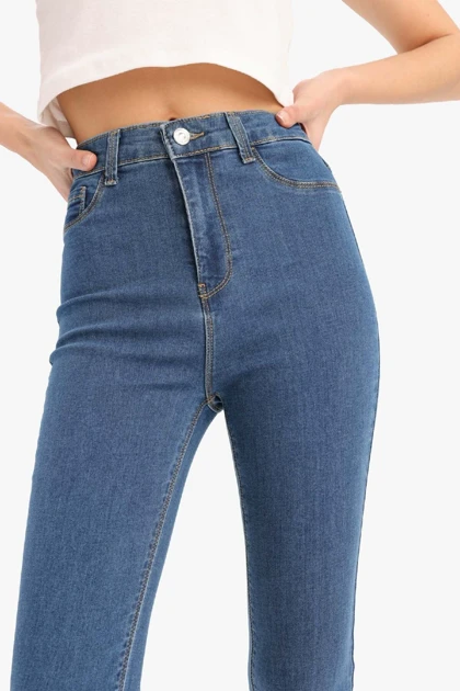 جگ زدن به طول مچ دست کمر بلند باریک شلوار جین مسطح اساسی B7498AX25SP
