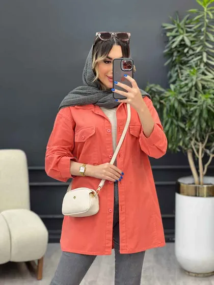 مانتو آستین برش‌دار سر جیب دکمه