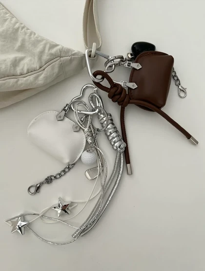 آویز چارم بگ کیف قهوه ای