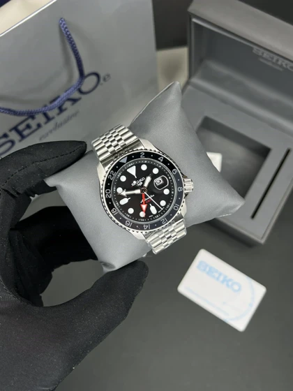 ساعت مچی سیکو 5 بند سیلور صفحه مشکی Seiko 5 GMT