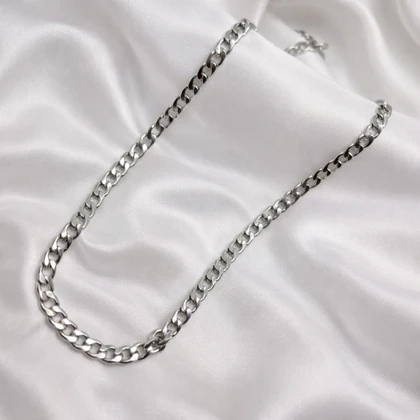 زنجیر استیل مدل «کارتیر صیقلی» | طراحی یونیسکس با آبکاری نقره‌ای (رنگ ثابت)
