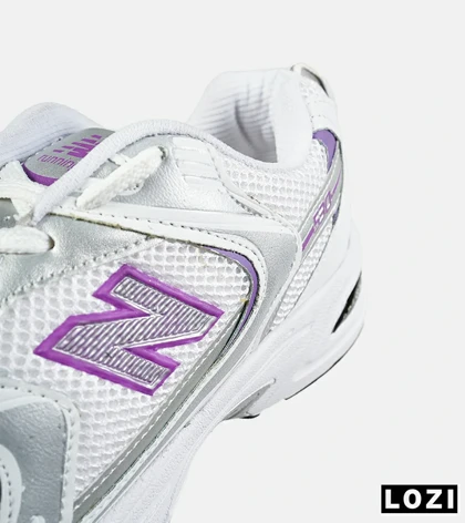 کفش کتانی زنانه و مردانه سفید طوسی بنفش NEW BALANCE 530 مدل 7669