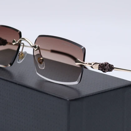 عینک برند CHROME HEARTS کد 181423