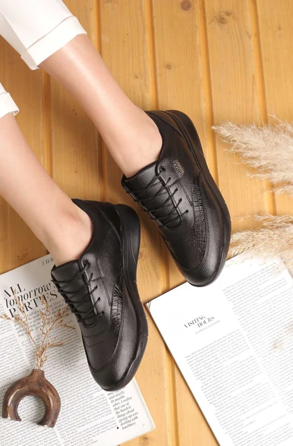 کفش پرسنلی بندی زنانه بوستون