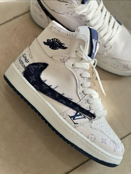 نایک ایرجردن لویی ویتون ٖ limited edition Louis Vuitton