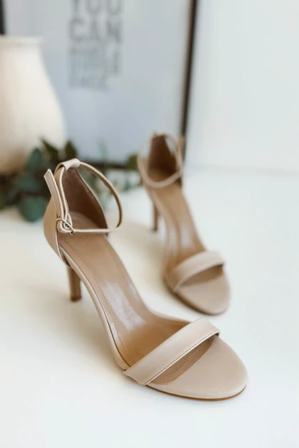 کفش پاشنه‌بلند کلاسیک زنانه polka-store polka-store