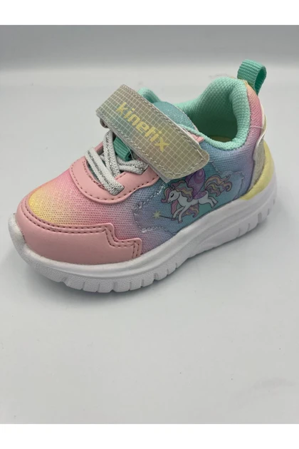 کفش پیاده روی بچگانه kinetix