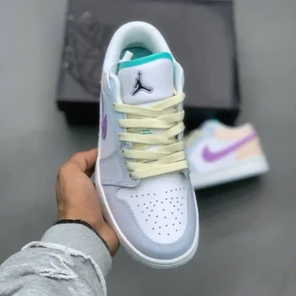 کفش نایک جردن وان سفید بنفش Nike Air Jordan 1 White Purple