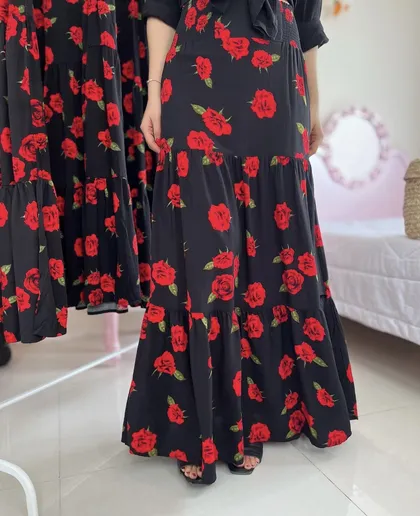 دامن رز اسپانیایی🌹