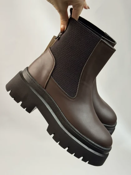 نیم بوت پل اند بیر 2392