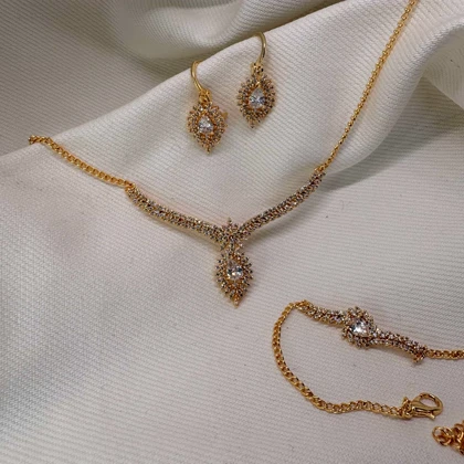 سرویس کامل برند شین مدل «اشک الماس» | نگین تک سولیتر با گارانتی 1 ساله