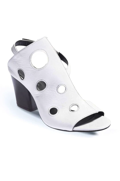 صندل زنانه بوئنو bueno