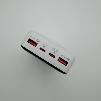 پاور بانک بی سیم ارو مدل ARP20W