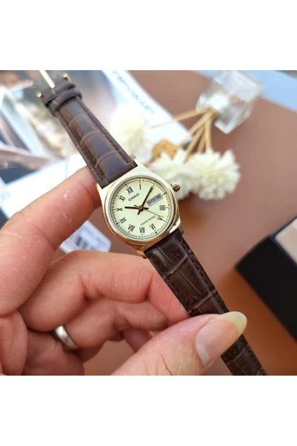 ساعت زنانه casio casio