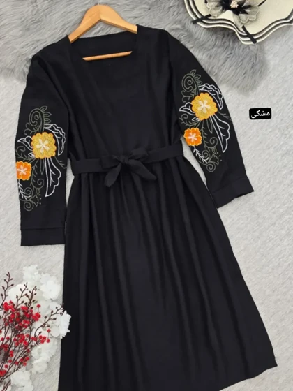 پیراهن گلدوزی دلوین