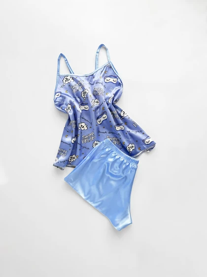 ست لباس خواب تاپ و شورتک ساتن طرح ماه و ستاره