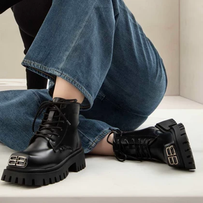 نیم بوت مدل بالنسیاگا کد 2144