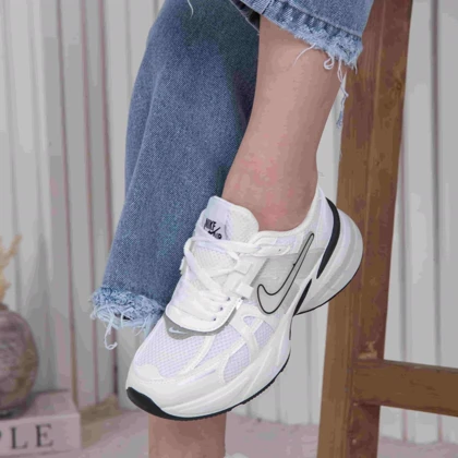 کتانی دخترانه واراتی NIKE V2K 7182