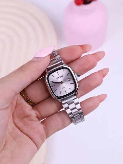 ساعت زنانه کاسیو اولدمانی کد W410