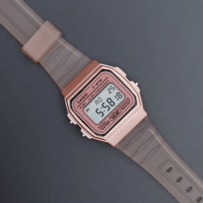 ساعت مچی دیجیتال زنانه بند گلبهی علیدسا
