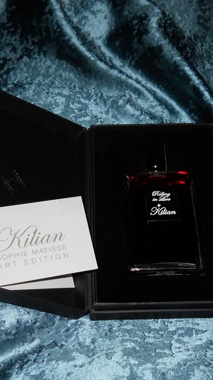 عطر بای کیلیان رولینگ این لاو By Kilian Rolling in Love