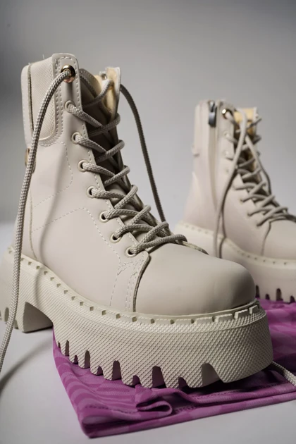 بوت و نیم بوت زنانه ریکان riccon