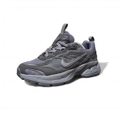 کتانی نایک وی فایو کی خاکستری