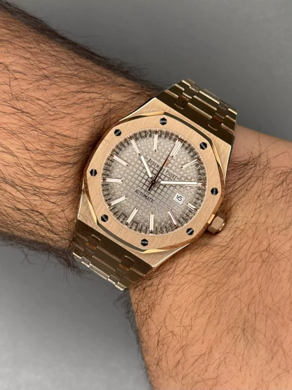 ساعت مچی اودمار پیگه باتری بند رزگلد صفحه طوسی Audemars Piguet