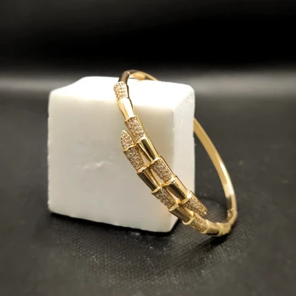 بنگل- دستبند- ژوپینگ زنانه طرح طلا کد 3083m