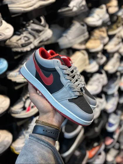 جردن وان مردانه طوسی قرمز