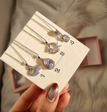 گردنبند استیل فانتزی سفید