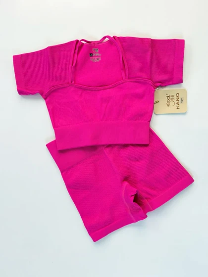 ست کراپ و شورتک ورزشی سیملس