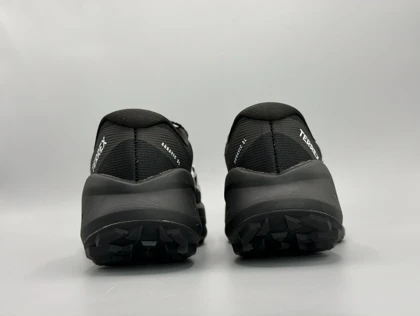 کتانی آدیداس آدی زیرو ترکس تریل اگرویک مشکی سفید / Adidas Adizero