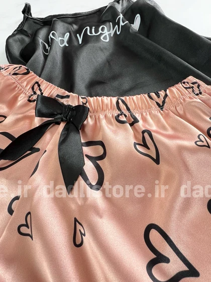 ست لباس خواب تاپ و شورتک ساتن طرح قلب Good night