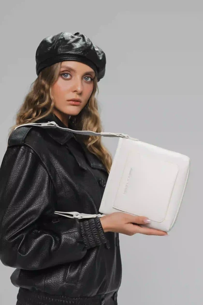 کیف دوشی زنانه دیوید جونز مدل David Jones CM7494