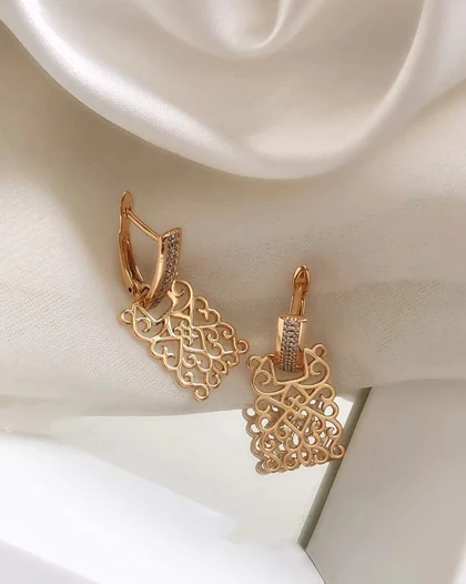 گوشواره ترنج نگین‌دار ژوپینگ