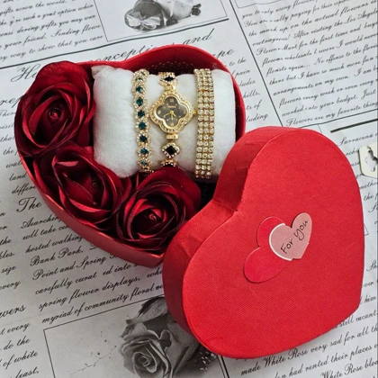 باکس هدیه زنانه ست نگینی طرح دار