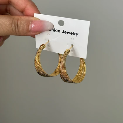 گوشواره زنانه حلقه‌ای کد 888