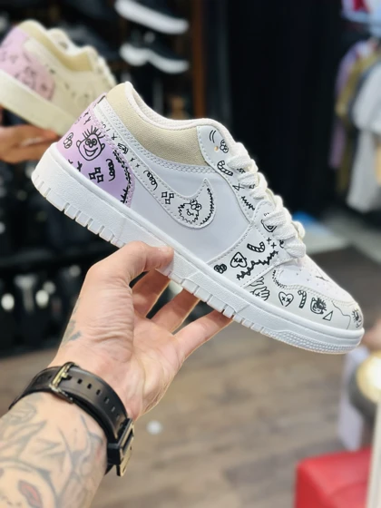 کتانی مردانه تراویس کاستوم سفید