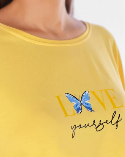 تیشرت و شلوار برمودا شاپرک عاشق زنانه