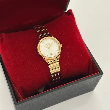 ساعت زنانه سیتیزن طلایی صفحه سفید کد 798