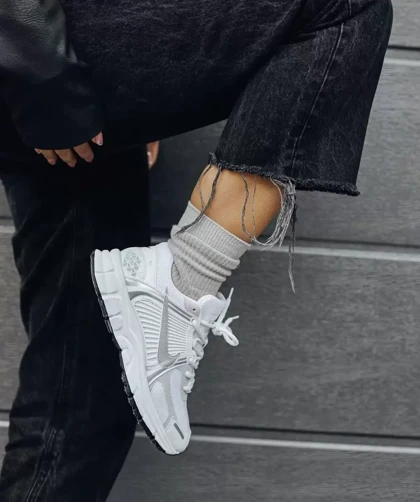 کتانی زنانه نایک ودوو