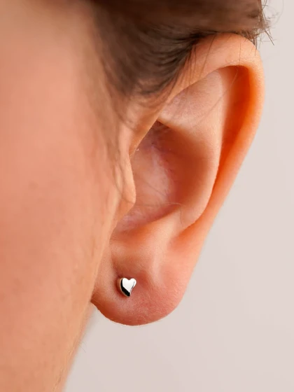 گوشواره میخی مینی قلبی ژوپینگ رنگ سفید